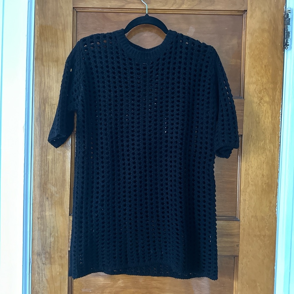 Dissh black crochet top